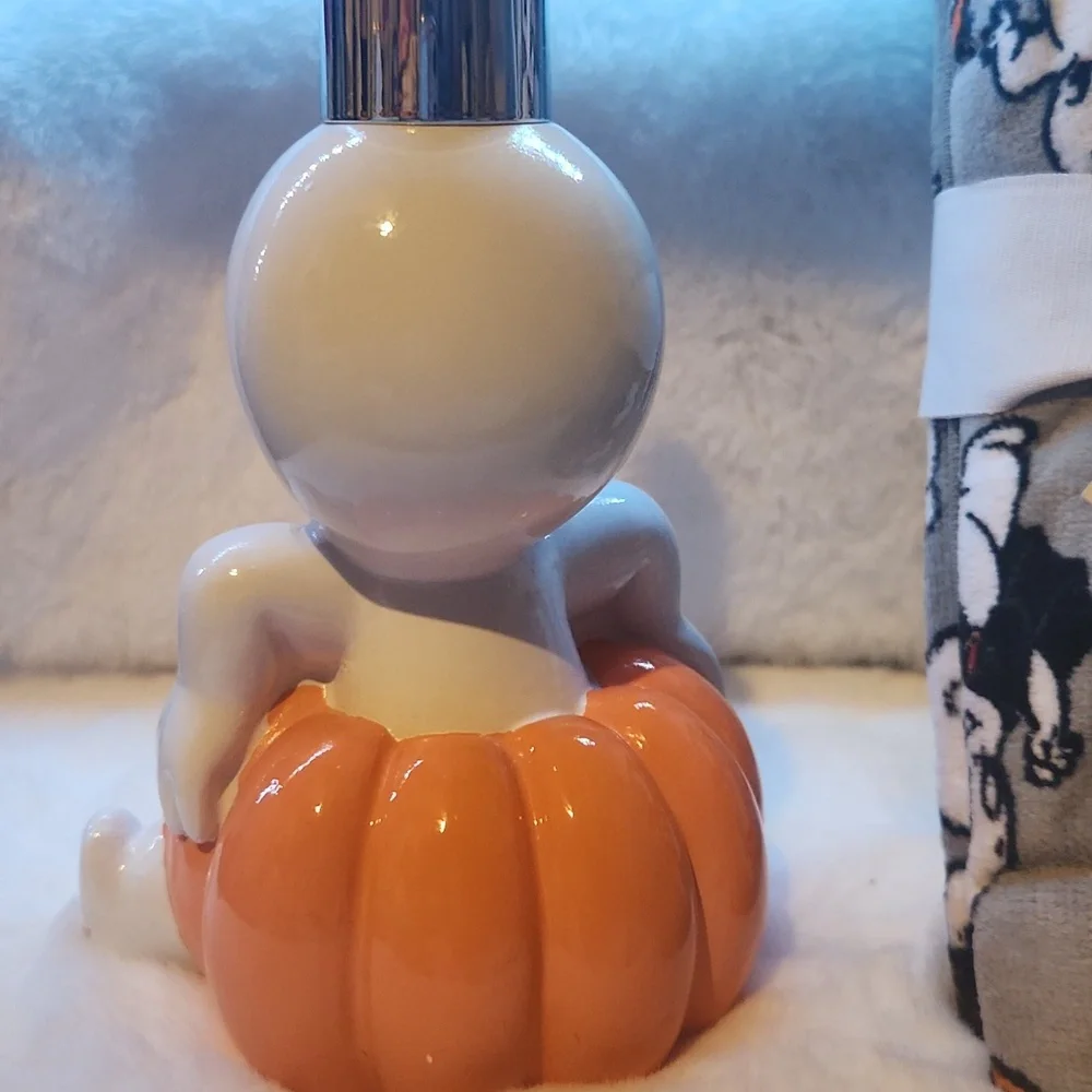 Casper The Friendly Ghost, Halloween 90's Character Spooky Friendly Bathroom Set